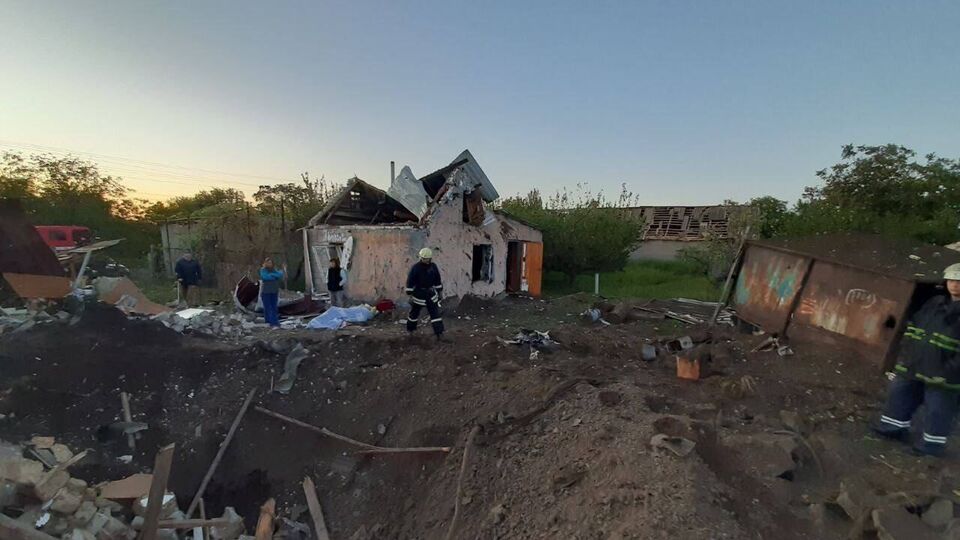 Оккупанты обстреляли Запорожье и село поблизости ракетами С-300
