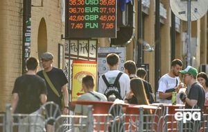 Негативно на курс гривны могут повлиять затяжная война и изменения в графике международной поддержки – Фурман