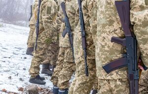 На засіданні ставки обговорювали постачання зброї та зимову форму для військових