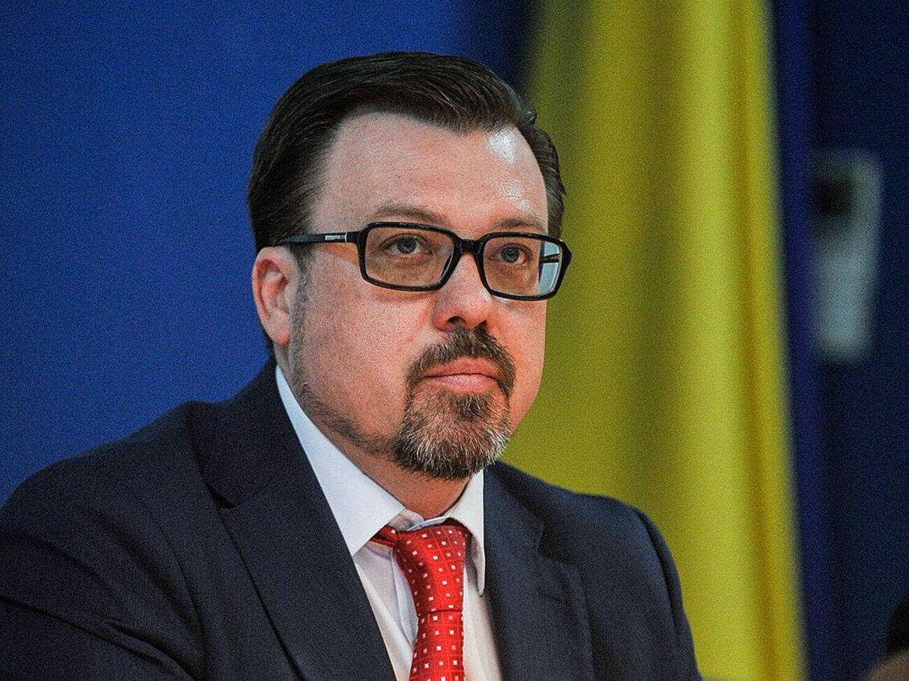 Евдоченко подозревают в незаконном начислении премий