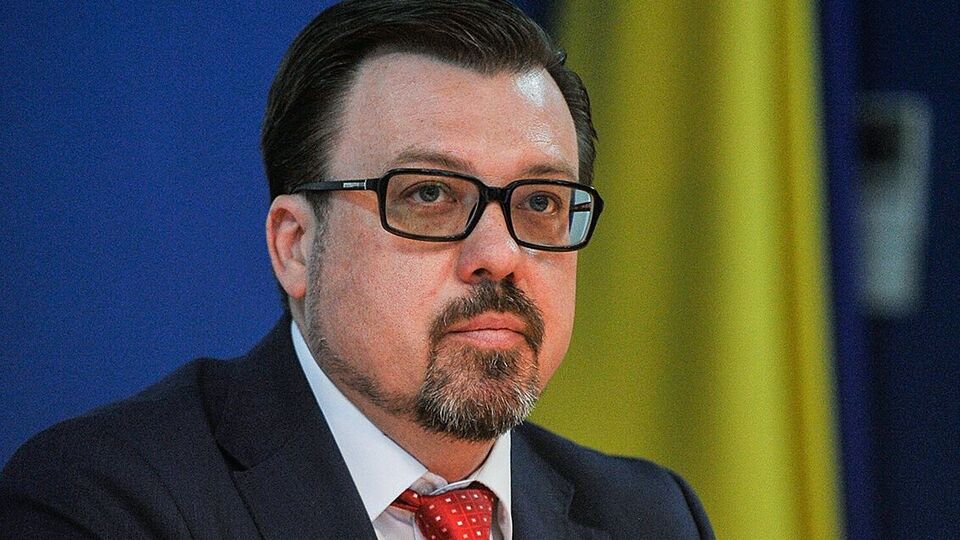 Евдоченко подозревают в незаконном начислении премий