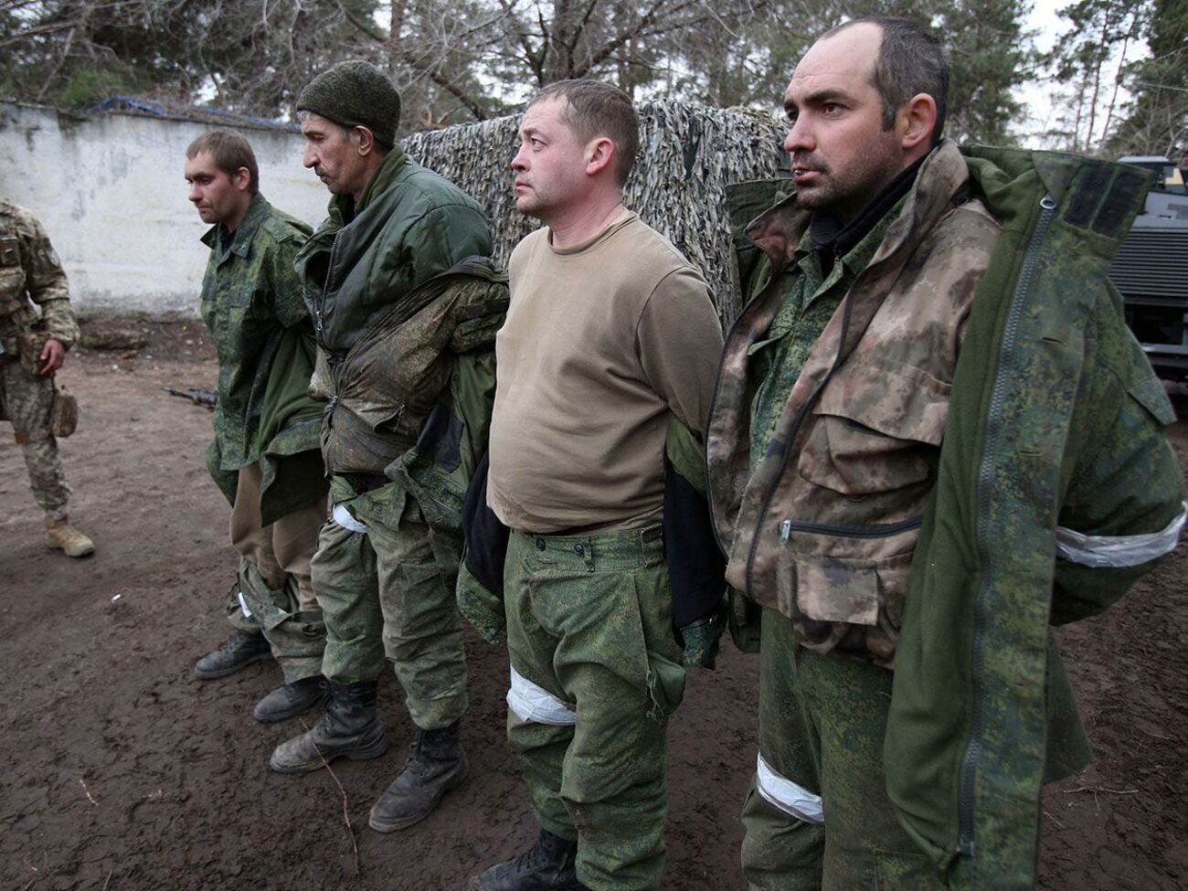 Сдавшимся в плен россиянам гарантируют содержание согласно нормам Женевских конвенций