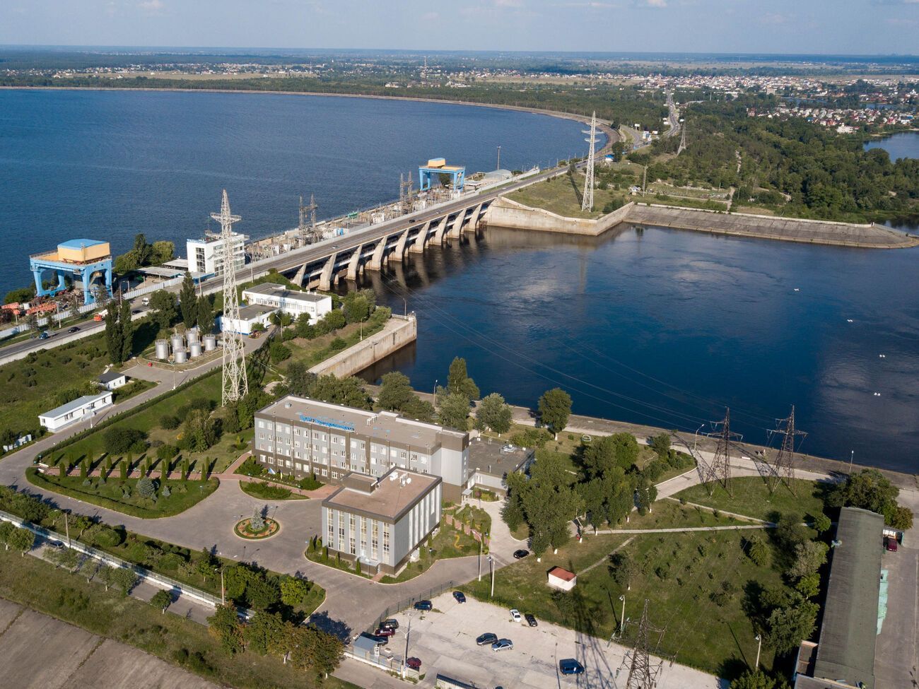 В "Укргідроенерго" закликали не вірити маніпулятивним матеріалам у ЗМІ про можливу катастрофу у разі ймовірного удару окупантів по Київській ГЕС