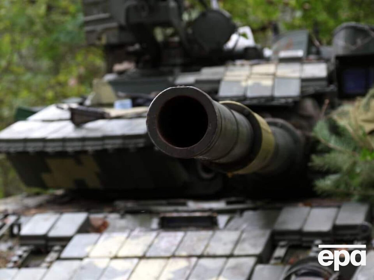 На Донбасі тривають бої