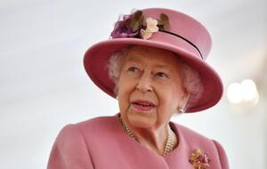 Своего первого питомца породы корги по кличке Сьюзан Елизавета II получила на 18-летие от отца, короля Георга VI