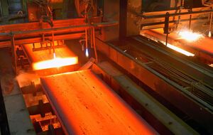 Открытие портов для экспорта металла даст Украине более $1 млрд ежемесячно, заявляли в Федерации металлургов Украины