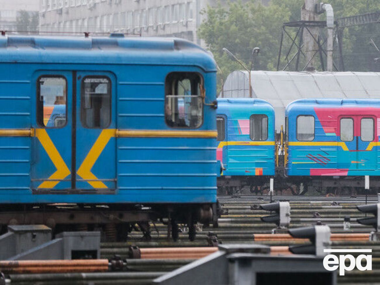Транспорт начинает возобновлять свой довоенный график