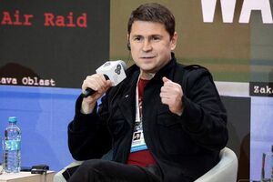 По словам Подоляка, разница между действиями противоборствующих сторон очевидна