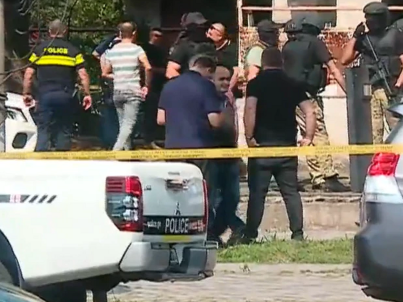 В Кутаиси грабитель захватил заложников