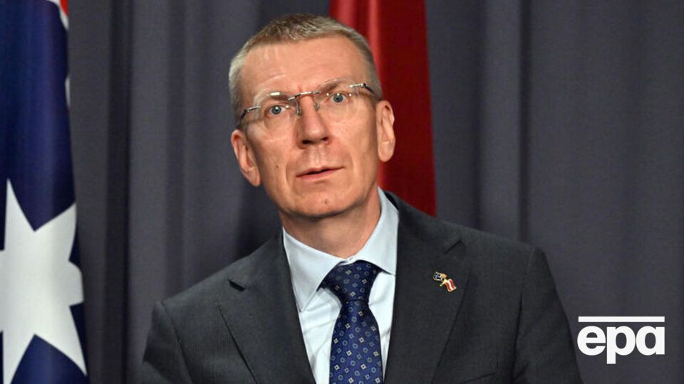 Рінкевичс: Україна має отримати більше зброї для звільнення своєї території