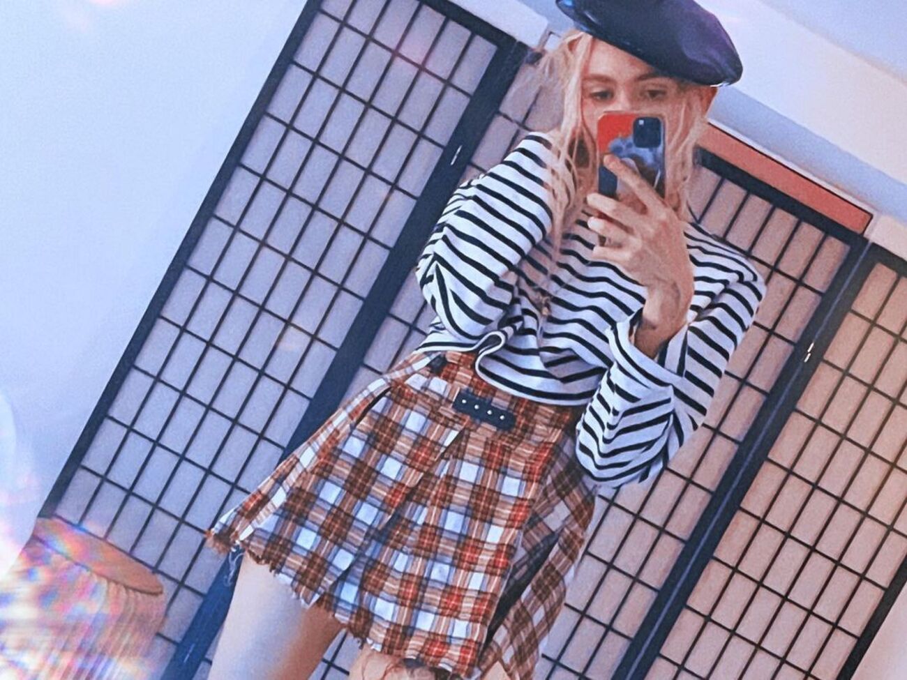 Граймс воспитывает двух детей, рожденных в отношениях с Маском