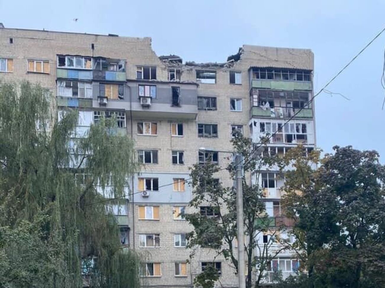 Оккупанты ударили по двум жилым домам