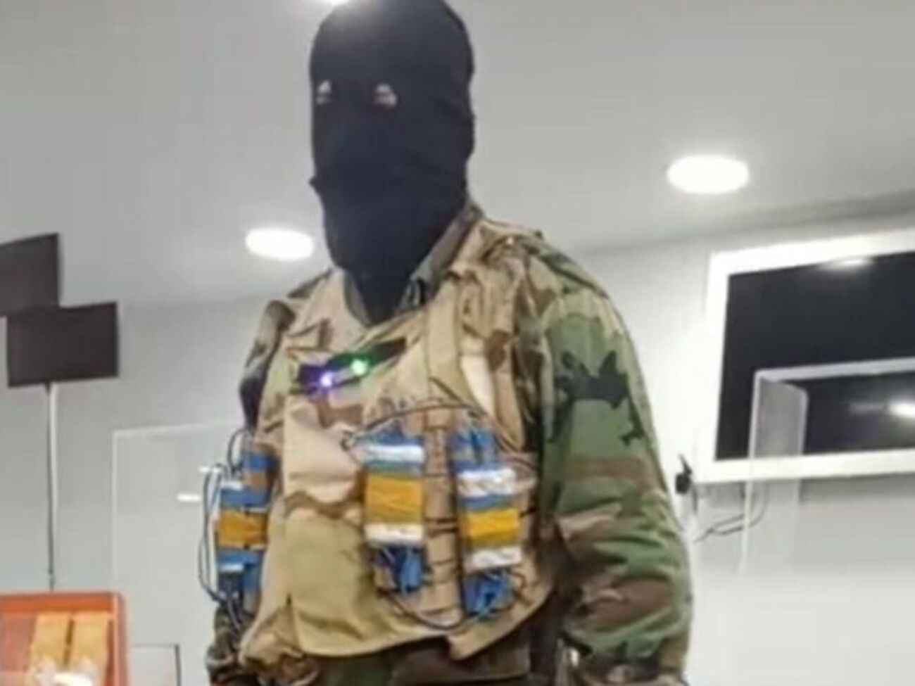 Мужчина, захвативший заложников в Кутаиси, оказал сопротивление при задержании