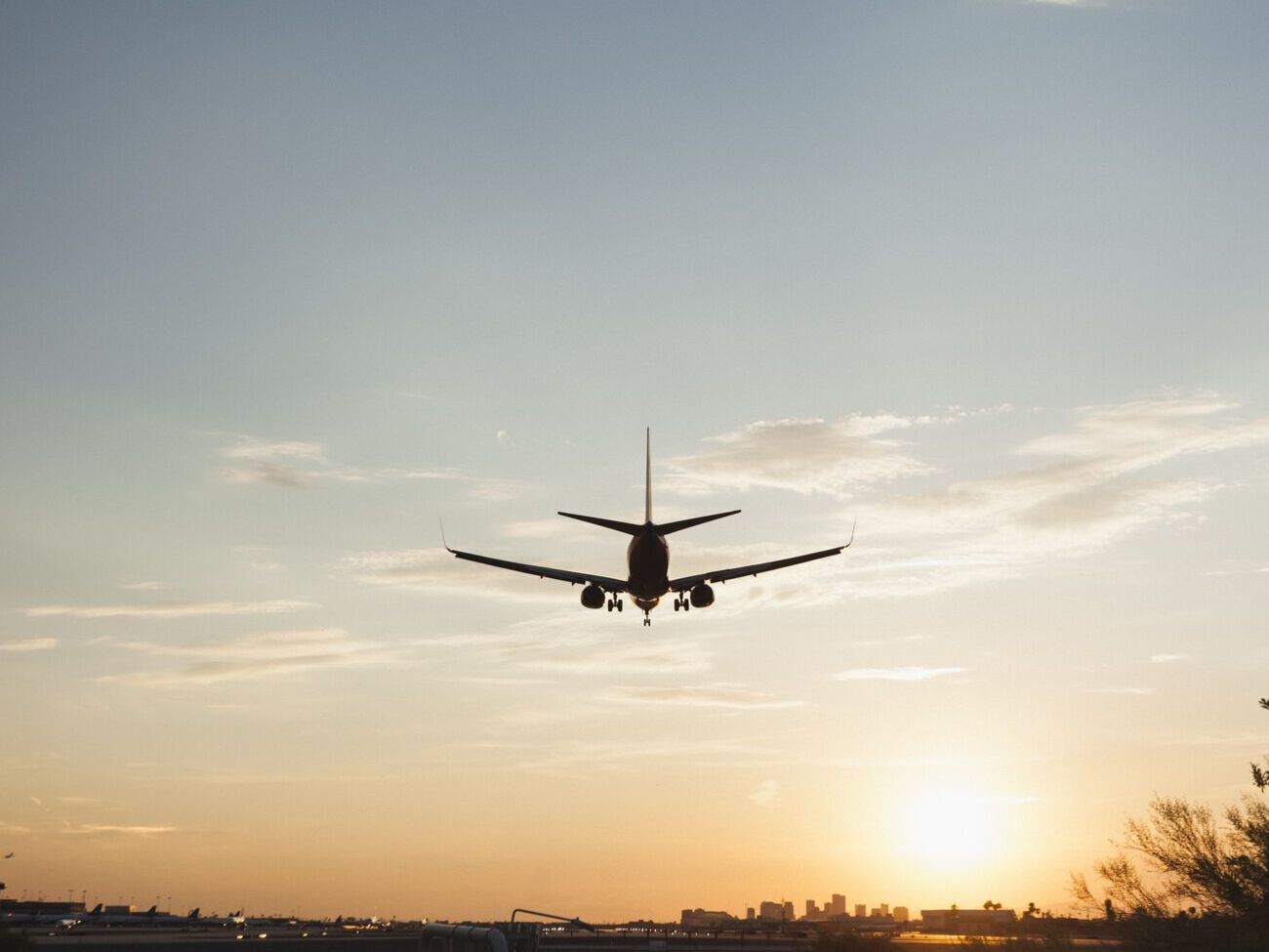 Ціни на авіаквитки з Москви до Єревана зросли з 8&ndash;9 тис. рублів до 99 тис. протягом кількох годин після того, як Путін оголосив часткову мобілізацію