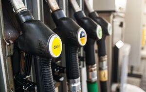 Верховная Рада вернула акцизы на горючее, исключение – только для нужд Минобороны