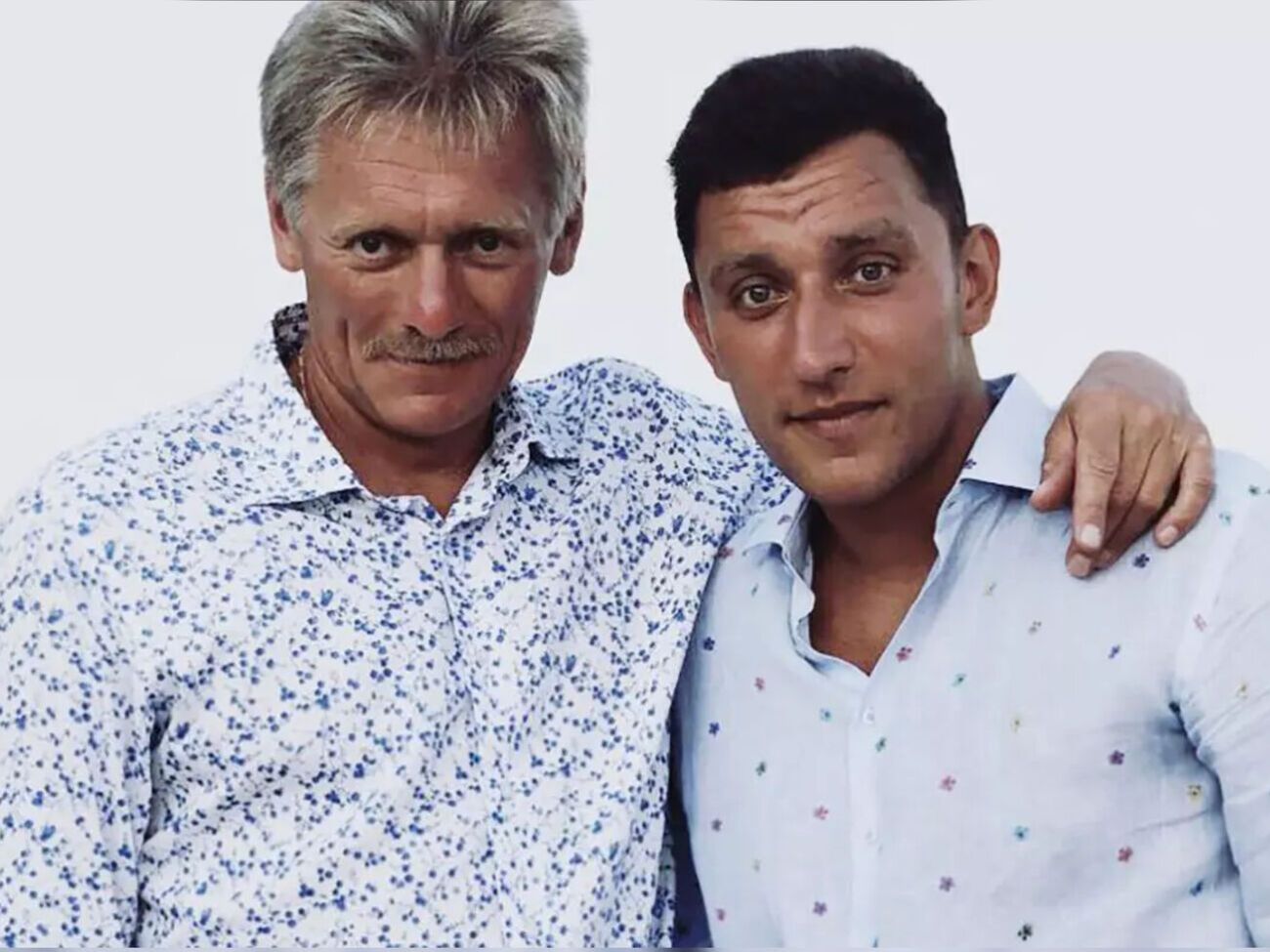 Сын пресс-секретаря Путина заверил, что у него нет проблем "защищать Родину", но в военкомат прийти отказался