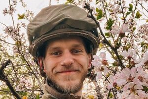 Козацький відомий своїми знімками з "Азовсталі"