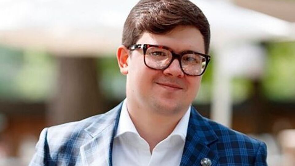 Малеваный отстранен от работы из-за информации о наличии у него российского паспорта