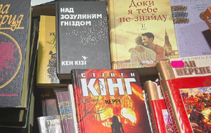 По словам Ткаченко, несмотря на намерения оккупантов, все книги остались на месте
