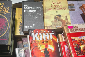 По словам Ткаченко, несмотря на намерения оккупантов, все книги остались на месте