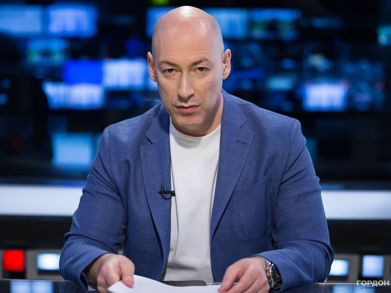 Гордон: На саміті ШОС Путін сидів на дивані, згорбившись, із животиком обвислим. Від величі глави ядерної держави не залишилося ні хріна