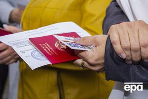 На захваченных территориях четырех украинских областей проходят псевдореферендумы