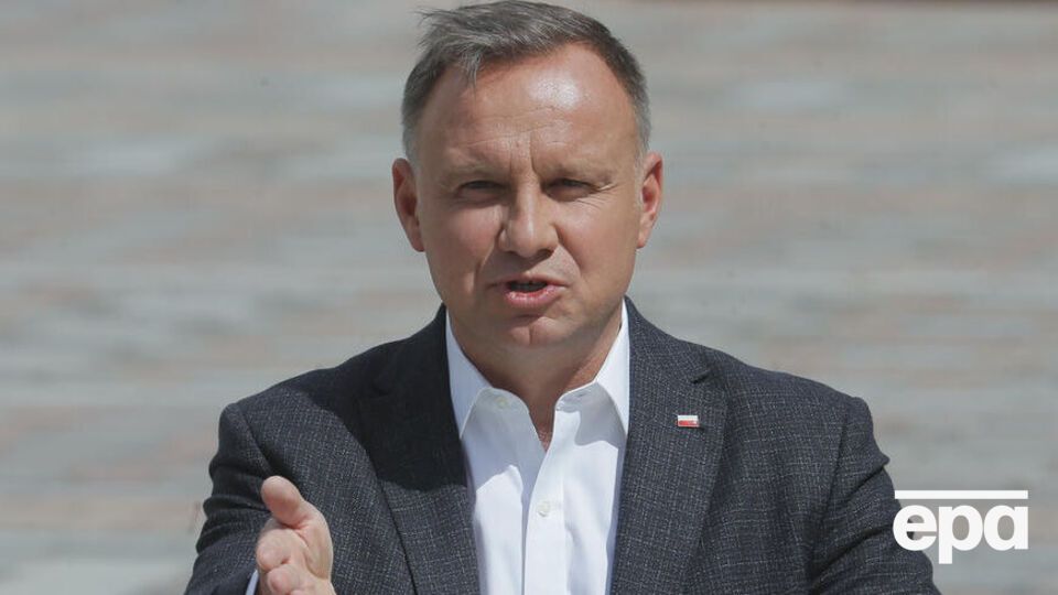 Якщо Росія застосує ядерну зброю, вона нібито "перестане існувати у світовій спільноті", заявив Дуда