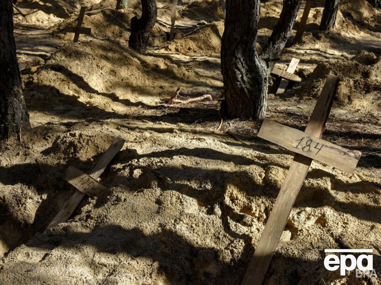 Після деокупації Ізюма на початку вересня виявили масове поховання людей