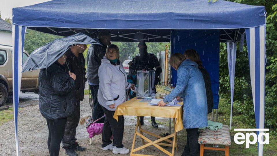 Так выглядит пункт для голосования на псевдореферендуме в Луганске