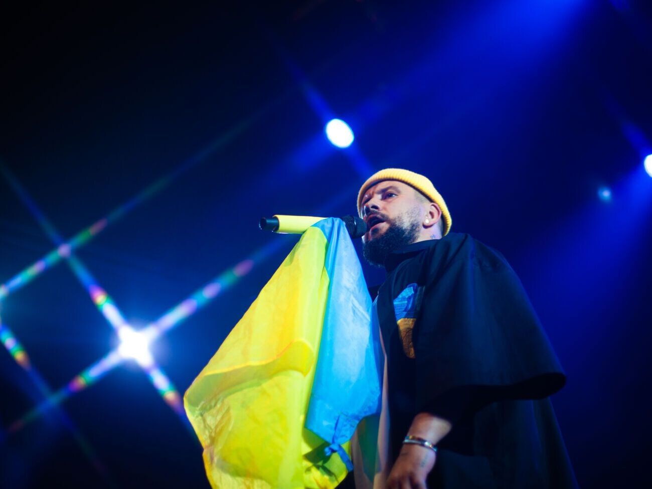 После полномасштабного вторжения РФ в Украину Monatik выступает за границей с концертами в поддержку Украины