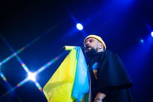 После полномасштабного вторжения РФ в Украину Monatik выступает за границей с концертами в поддержку Украины