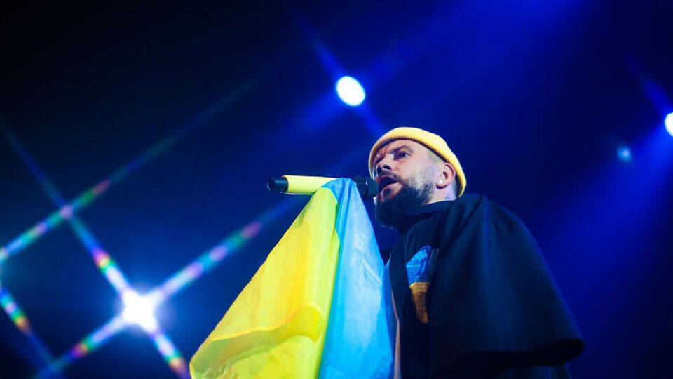 После полномасштабного вторжения РФ в Украину Monatik выступает за границей с концертами в поддержку Украины