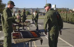 Мобилизованных готовят к отправке, утверждают СМИ