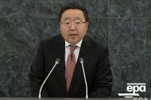 Элбэгдорж призвал россиян не стрелять в украинцев, "в своих сестер и братьев"