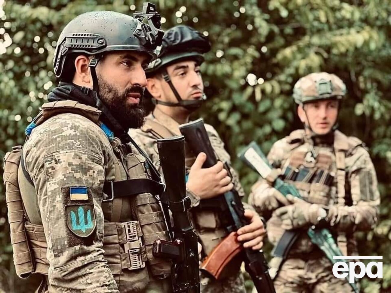 Оккупанты обстреливают позиции ВСУ вдоль линии столкновения