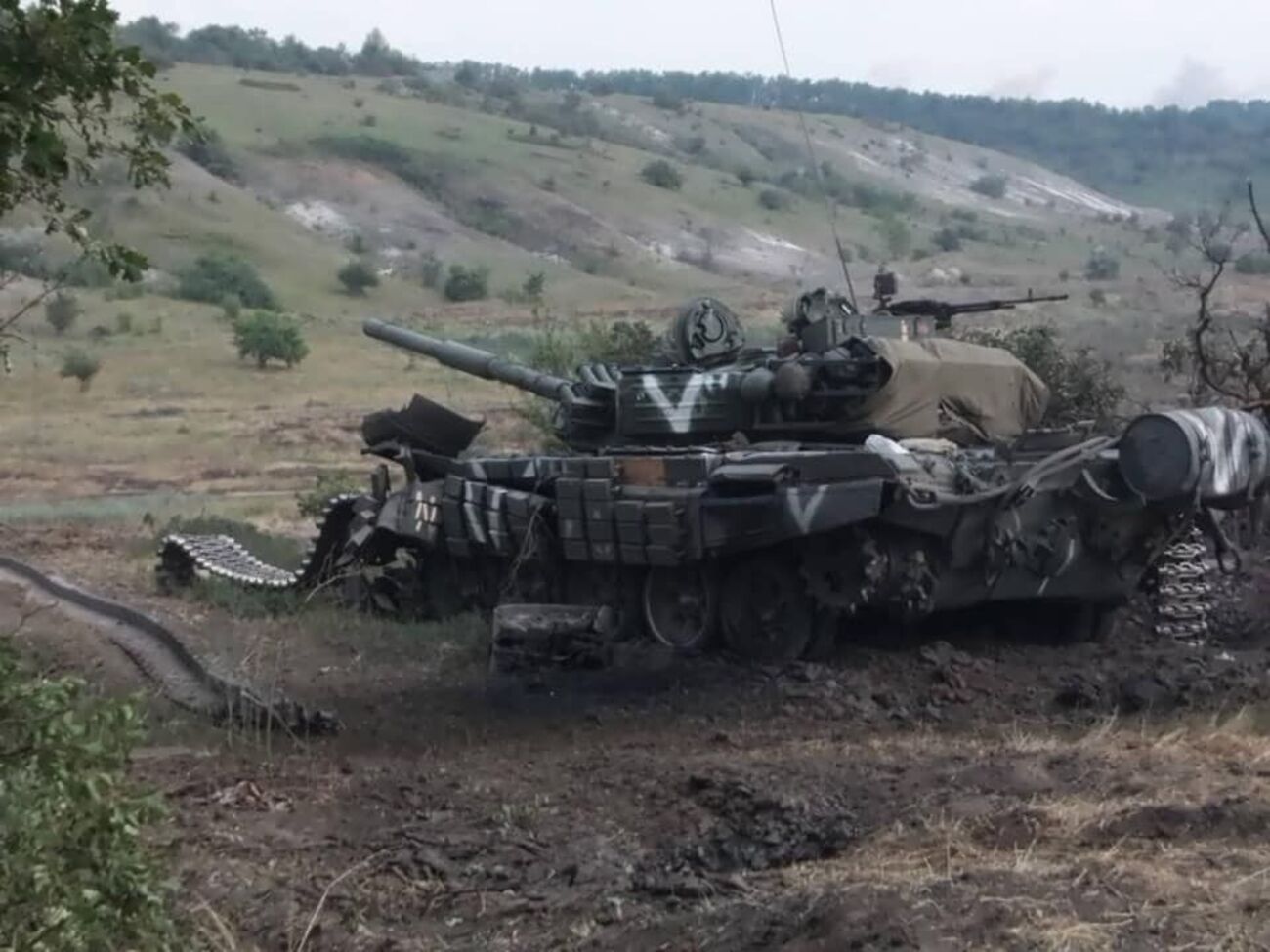 Украинские десантники уничтожили вражескую технику с экипажами