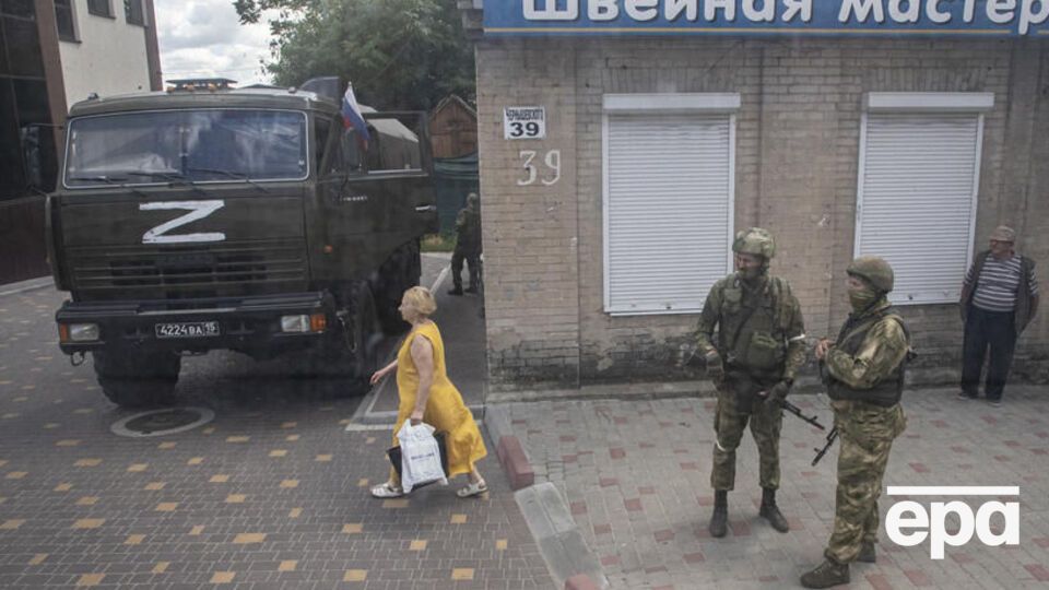 У Мелітополі окупанти хапають людей посеред вулиці і змушують голосувати, зазначив Федоров
