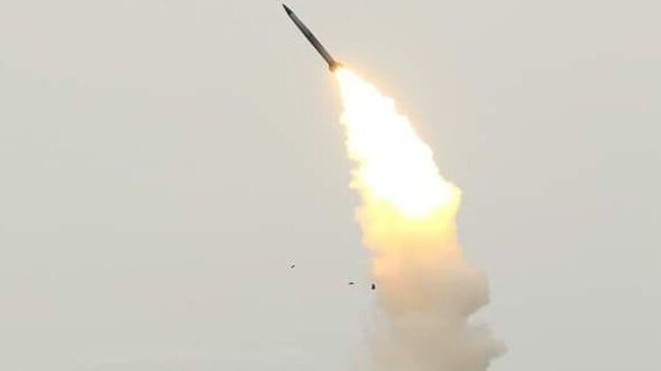 Около 14.00 по территории Шосткинского района прилетело шесть ракет оккупантов, отметил Живицкий