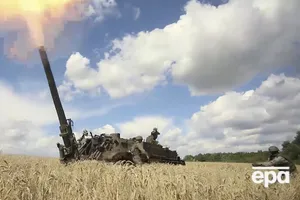 Захід допомагає Україні зброєю