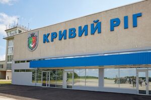 Россияне попали ракетой Х-59 по аэропорту Кривого Рога, отметил Резниченко