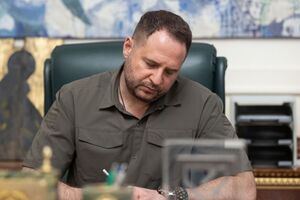 Ермак рассказал Салливану об оперативной обстановке на фронте и успехах украинских военных