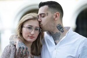 Ради украинки Гарнетт оставил фактическую супругу и детей