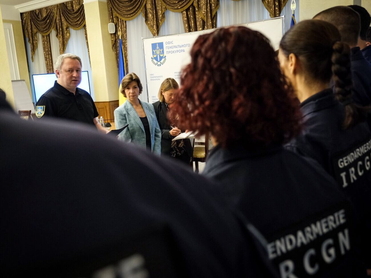 Следователи Национальной жандармерии Франции прибыли в Украину