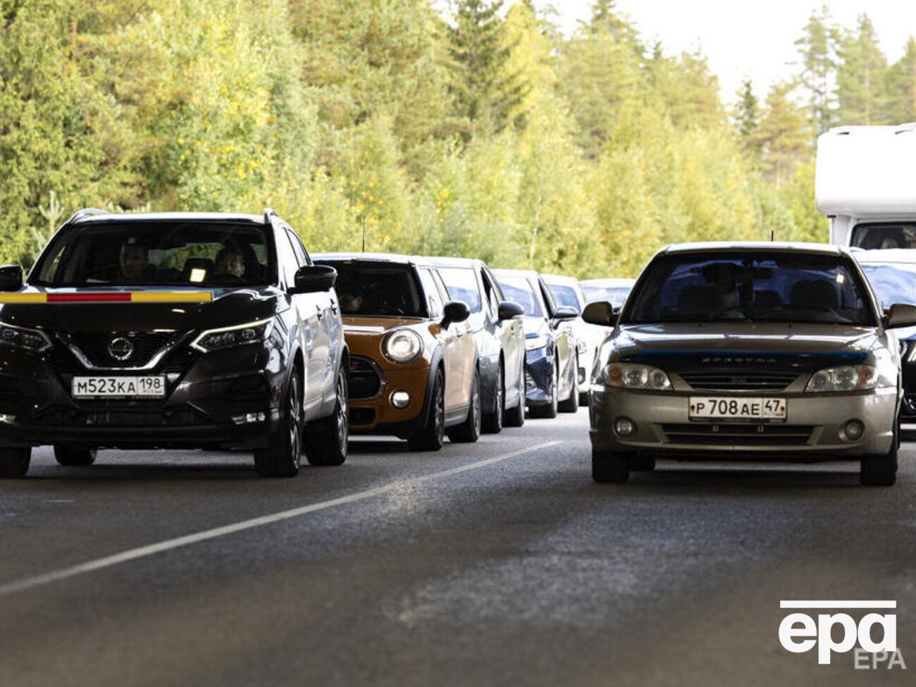 Казахстан выдаст бегущих в страну от мобилизации россиян, если они будут в розыске