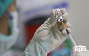 Вакцинацію проти коронавірусу в Україні розпочали в лютому 2021 року