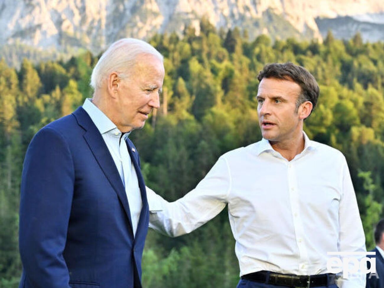 Байден примет Макрона в Белом доме