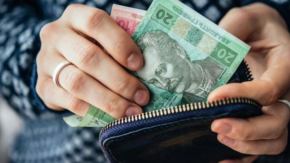 Червоний Хрест і "Укрпошта" розпочали видавання разової грошової допомоги на звільнених територіях