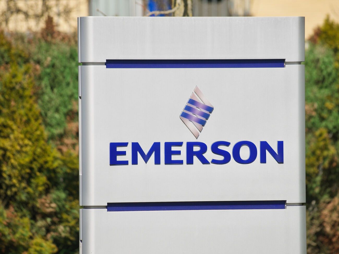 Американська компанія Еmerson заявила про вихід із Росії
