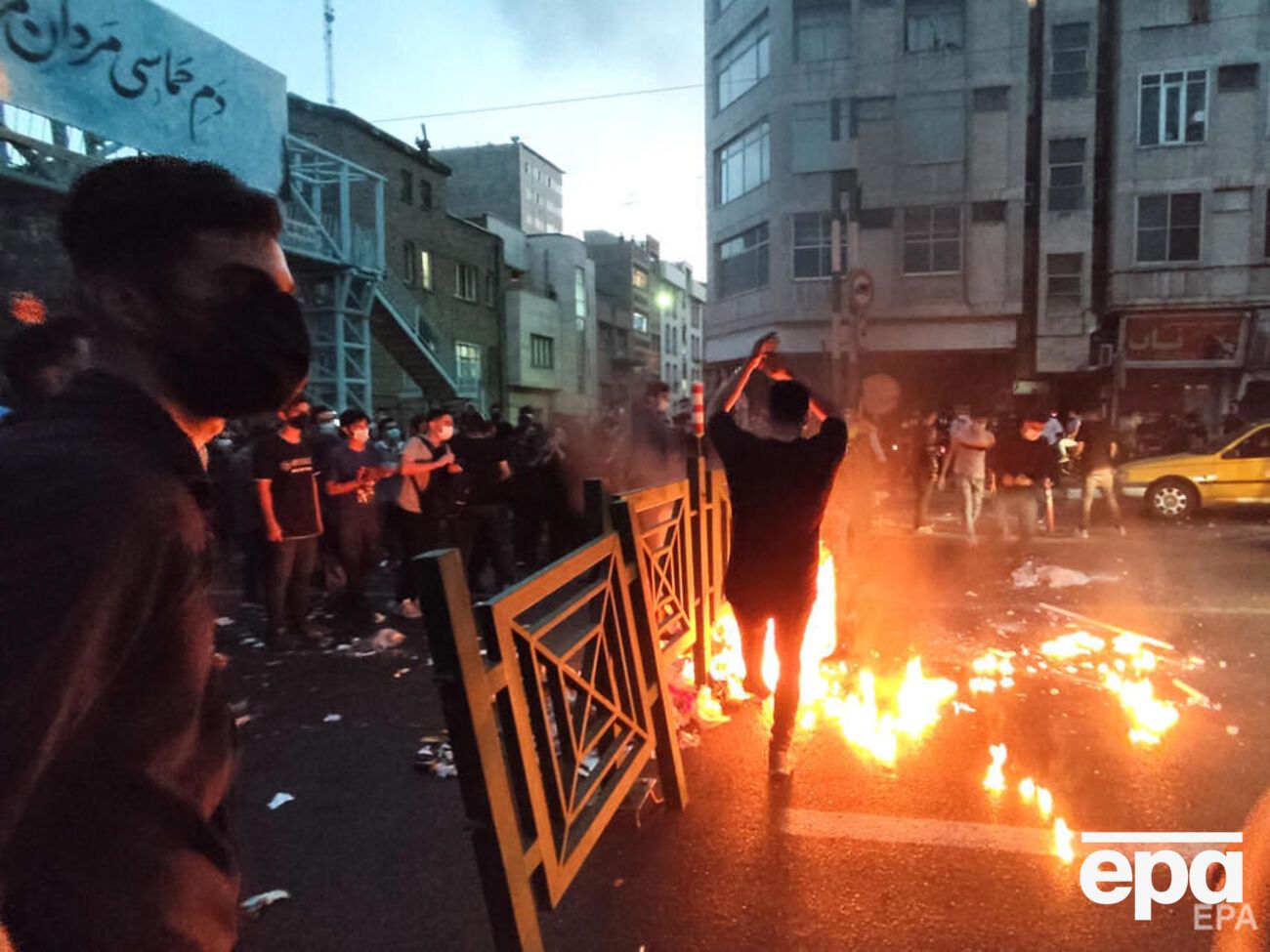 В Иране продолжаются массовые протесты
