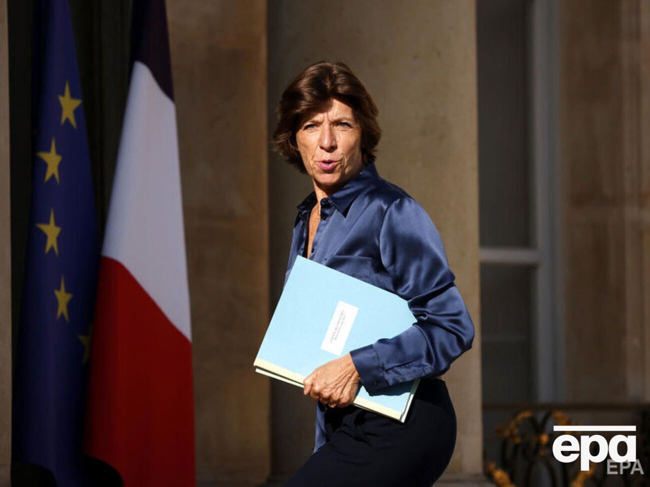 Колонна звернула увагу, що влада України в умовах війни зважилася на гуманітарний крок